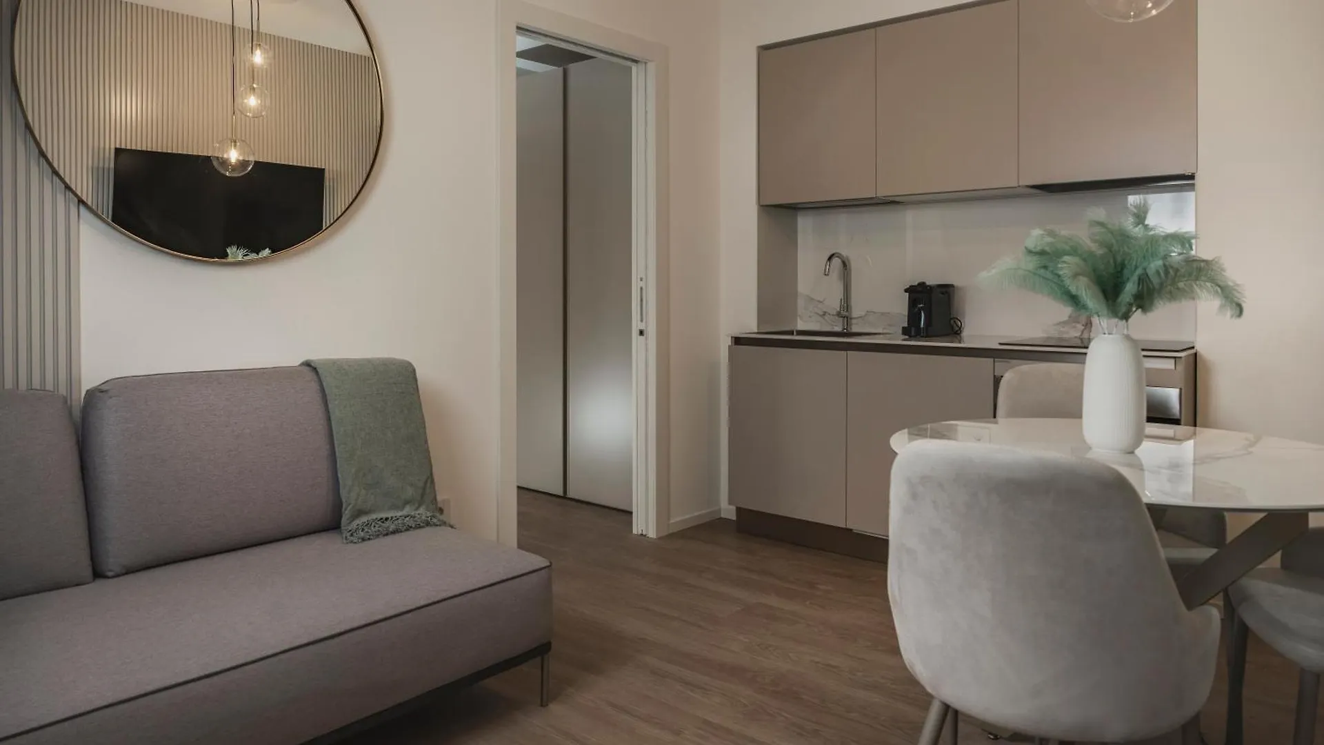 Marina Suite Apartments Rimini 0*,  Italia