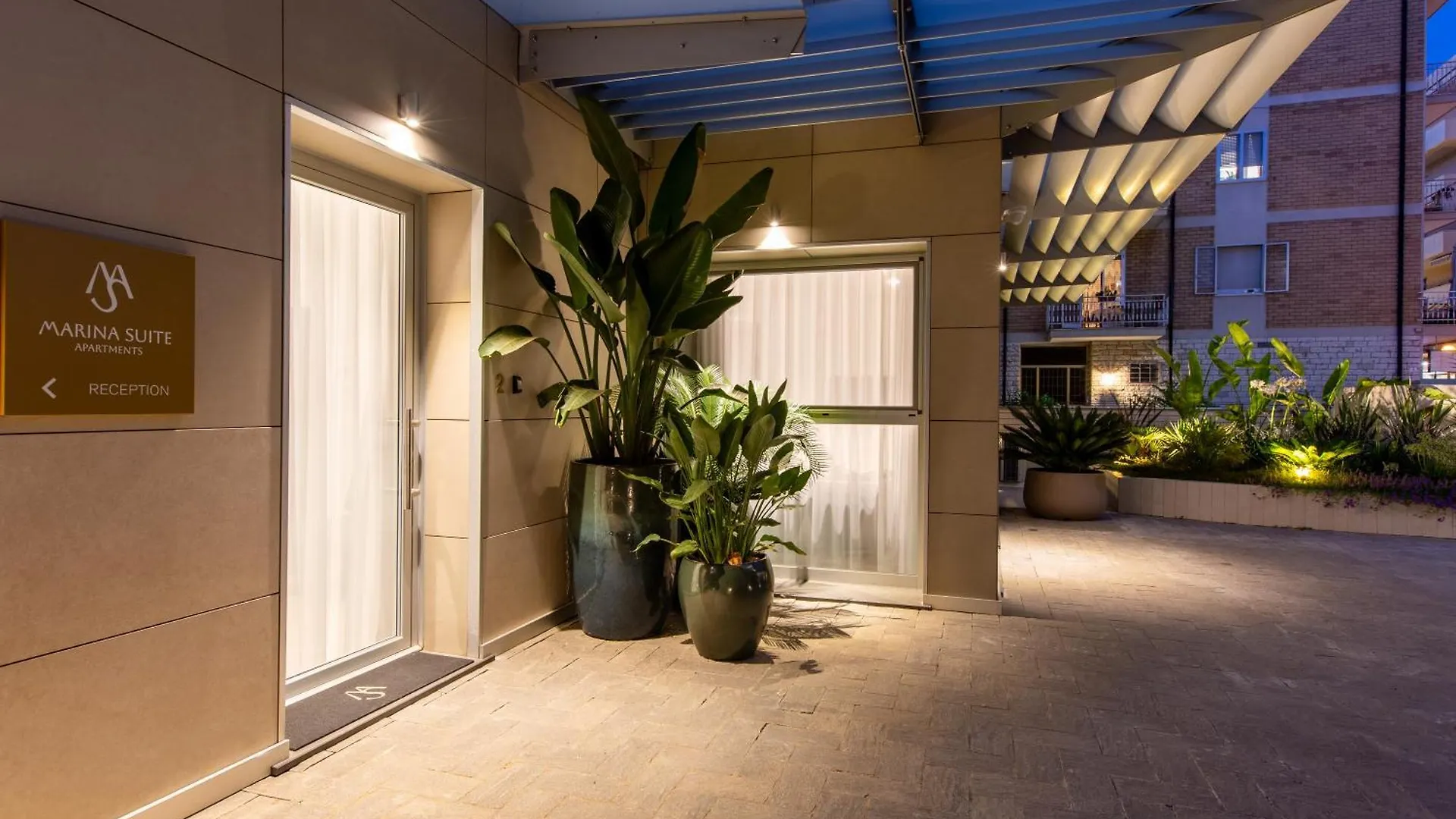 ريميني Marina Suite Apartments شقة فندقية